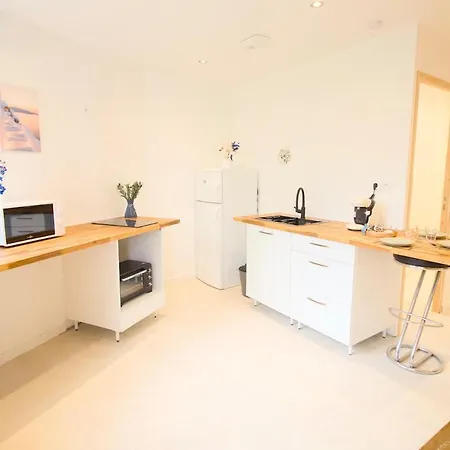 L'escale Du Cotentin - Mer, Commerces Et Travail Apartment Les Pieux